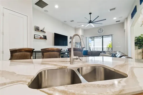 $486,000 | 1241 Florablu Drive, Seffner, FL 33584