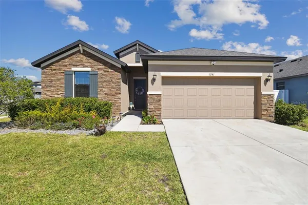 $489,000 | 1241 Florablu Drive, Seffner, FL 33584