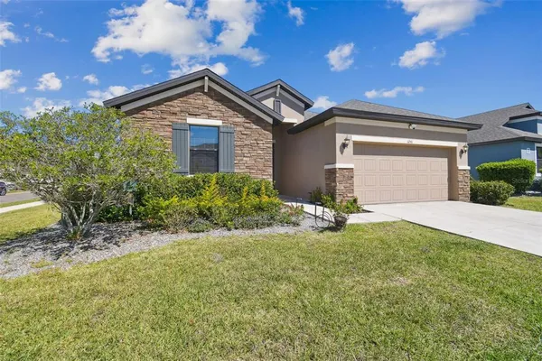 $489,000 | 1241 Florablu Drive, Seffner, FL 33584