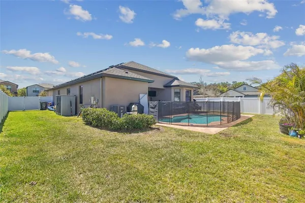 $489,000 | 1241 Florablu Drive, Seffner, FL 33584