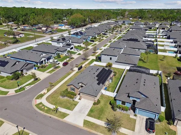 $489,000 | 1241 Florablu Drive, Seffner, FL 33584