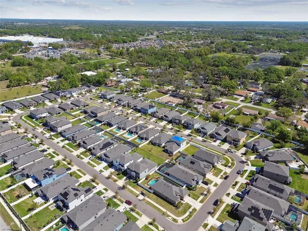 $489,000 | 1241 Florablu Drive, Seffner, FL 33584