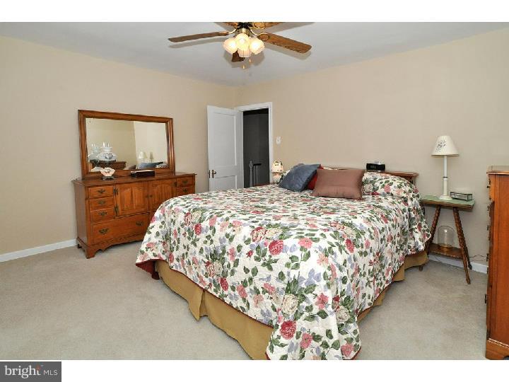 126 Garden Road Oreland, PA 19075 - Photo 18 of 25 Gallery Image 18
