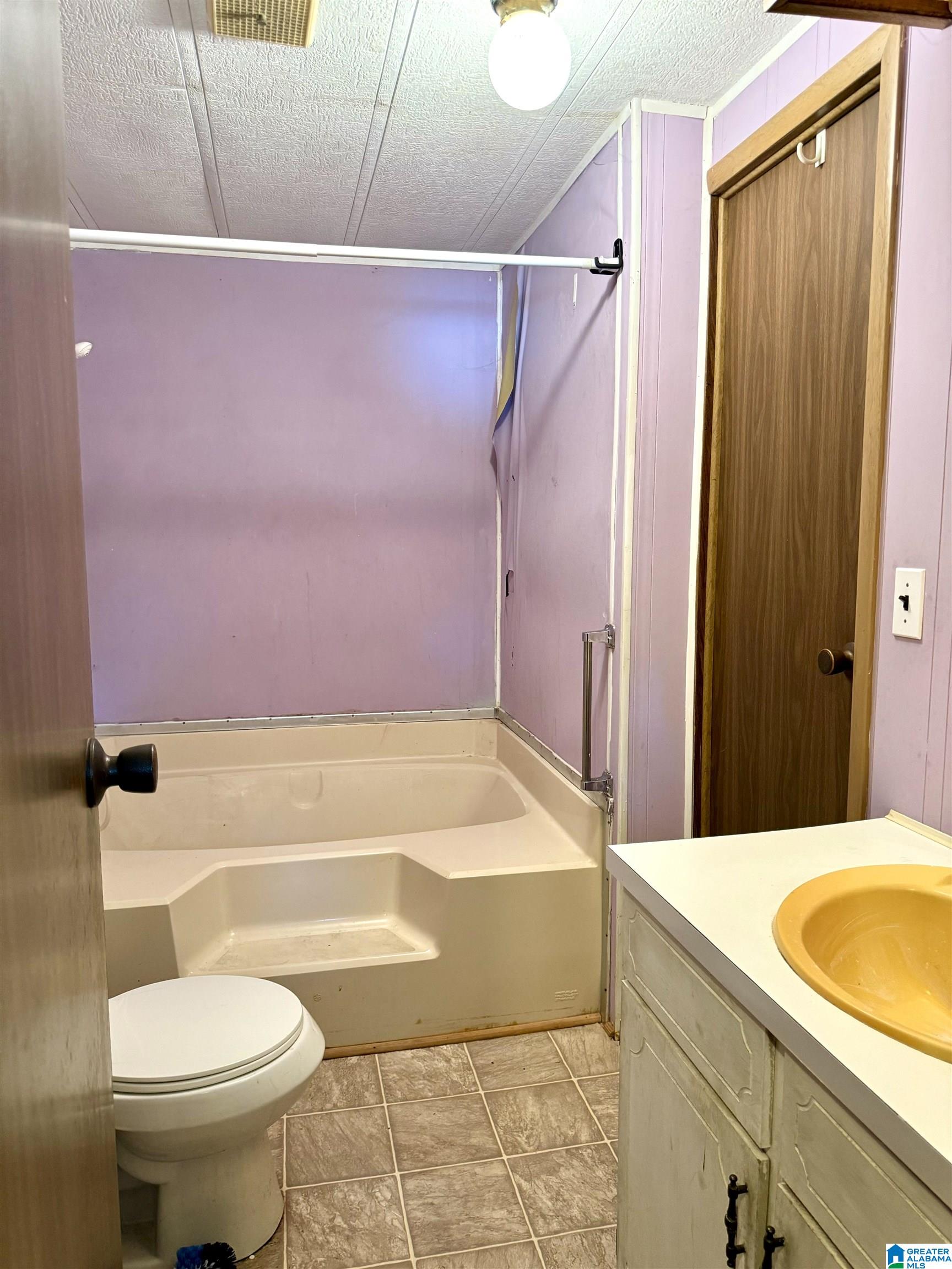 813 Cedar Springs Road Weaver, AL 36277 - Photo 18 of 22