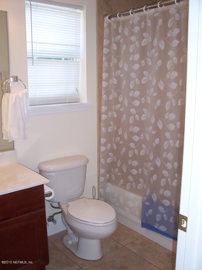 1100 Rocky Road Starke, FL 32091 - Photo 9 of 15 Second Bath