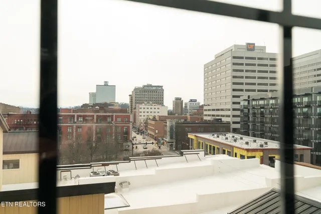 $1,700 | 116 South Gay Street, Unit 707, Knoxville, TN 37902