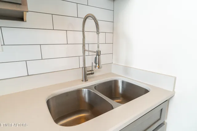 $1,700 | 116 South Gay Street, Unit 707, Knoxville, TN 37902