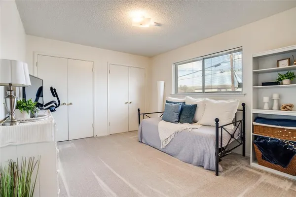 $219,000 | 6027 East University Boulevard, Unit 215, Dallas, TX 75206