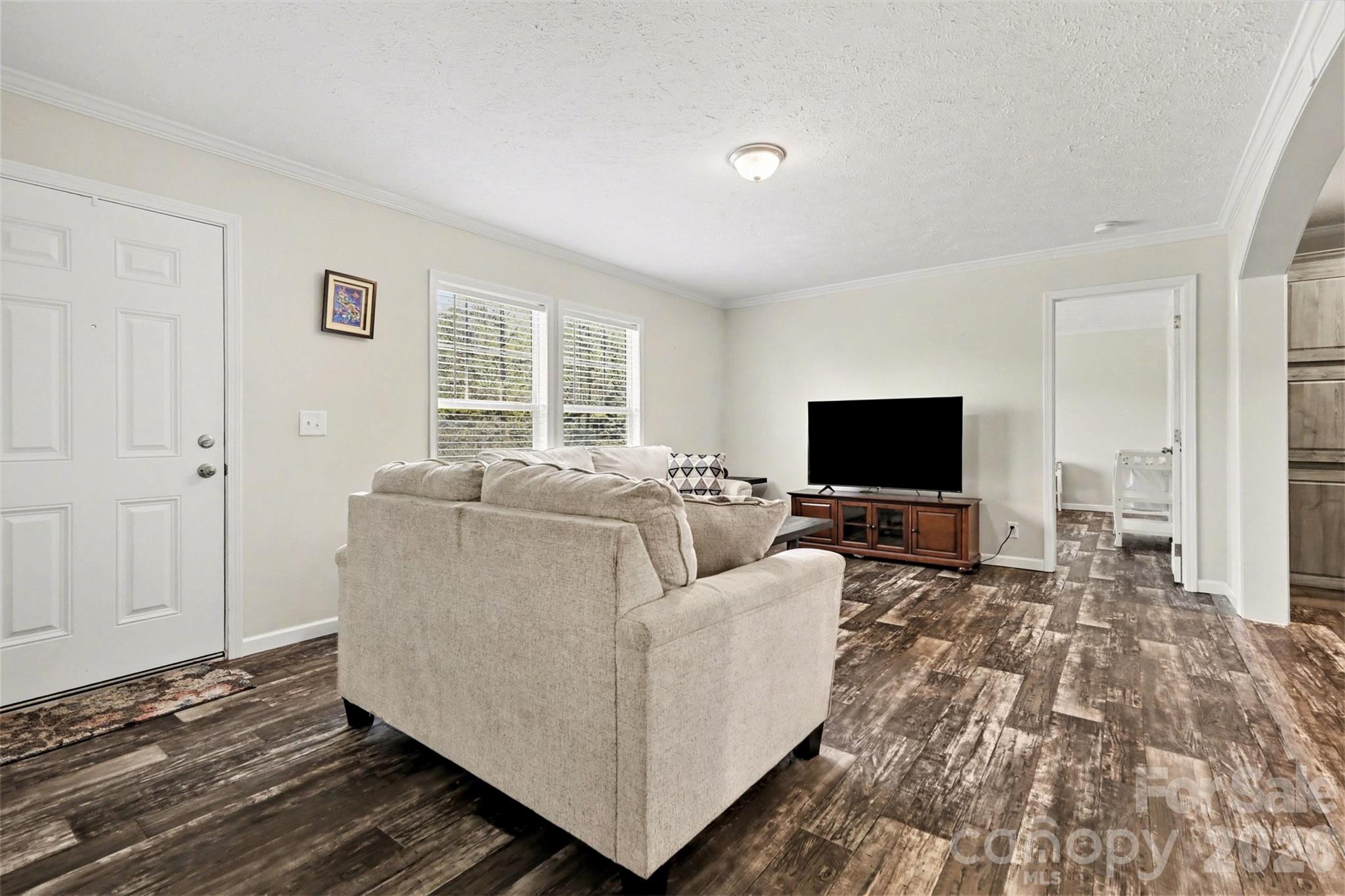 6442 Dysartsville Road Morganton, NC 28655 - Photo 3 of 32