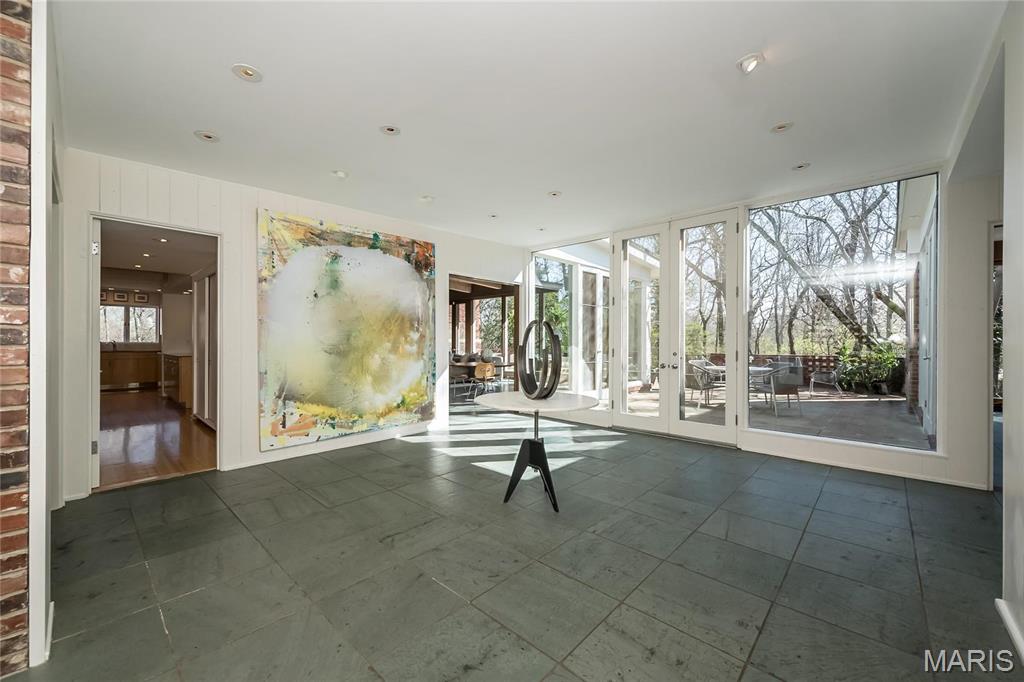 34 Dromara Road Ladue, MO 63124 - Photo 11 of 48 Gallery Image 11