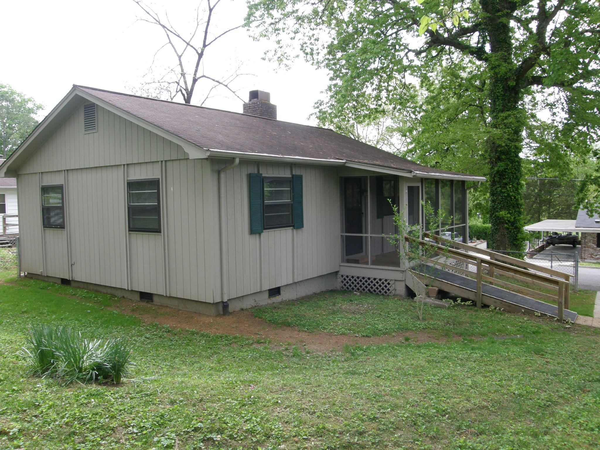 115 Tucker Road Oak Ridge, TN 37830 - Photo 2 of 27 P1013756