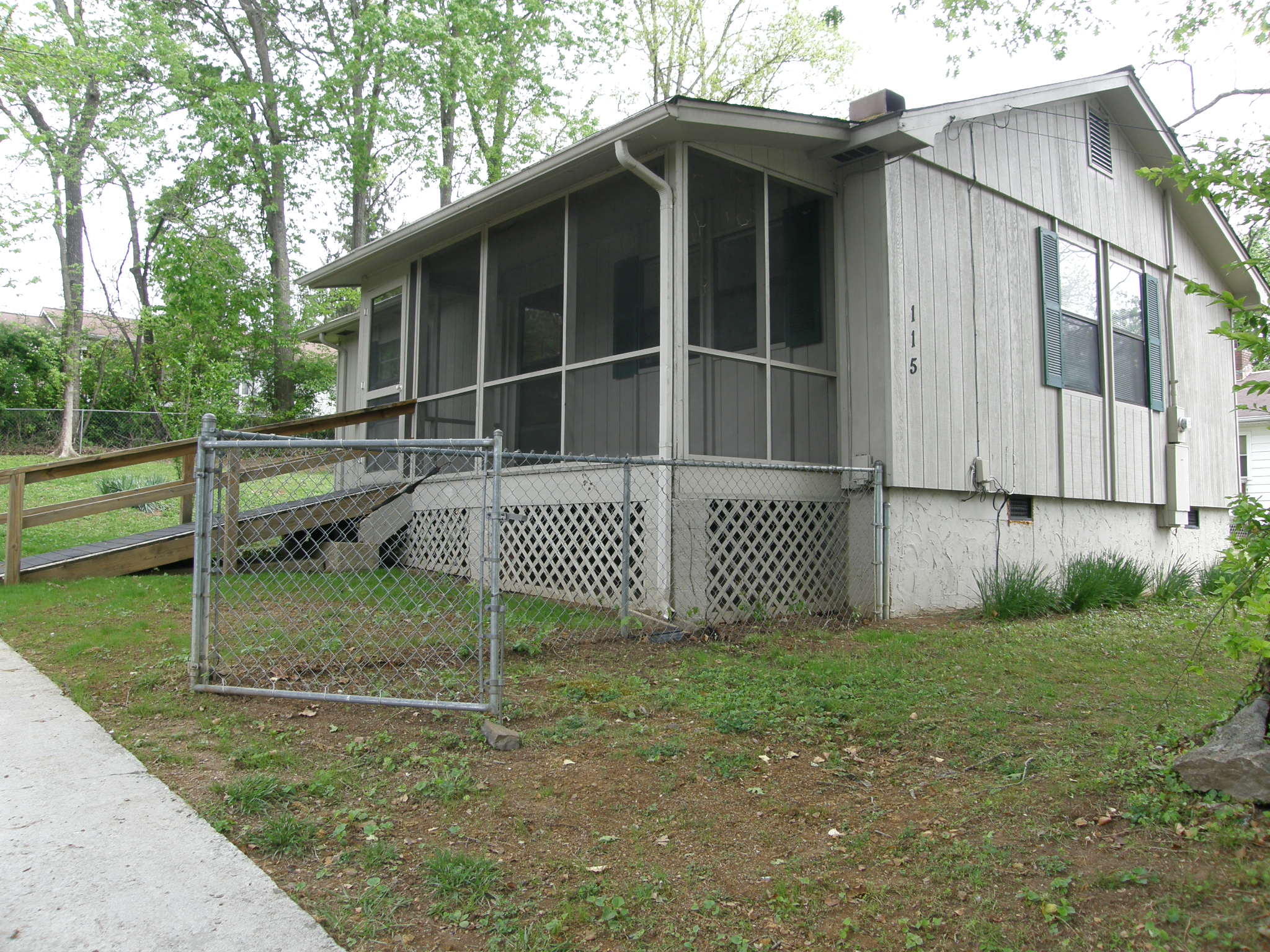115 Tucker Road Oak Ridge, TN 37830 - Photo 27 of 27 P1013765
