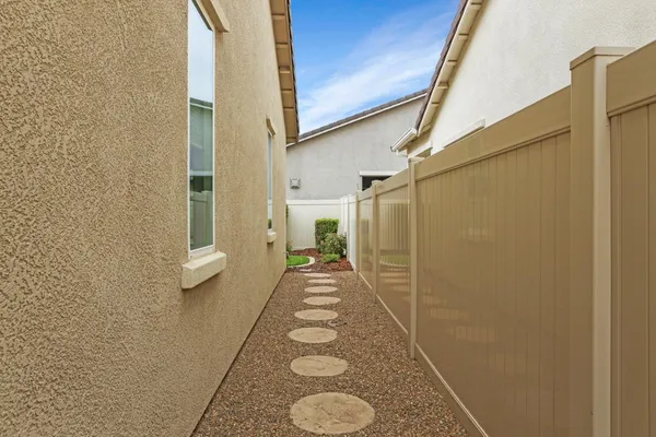 $795,000 | 2679 Glen Echo Lane, Manteca, CA 95336