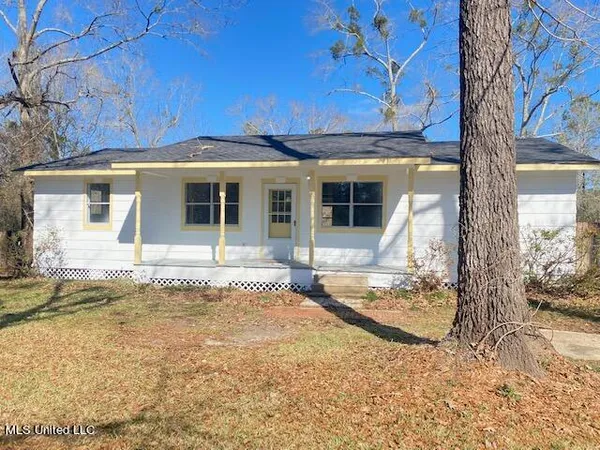 $1,475 | 17260 Lakeview Road, Saucier, MS 39574