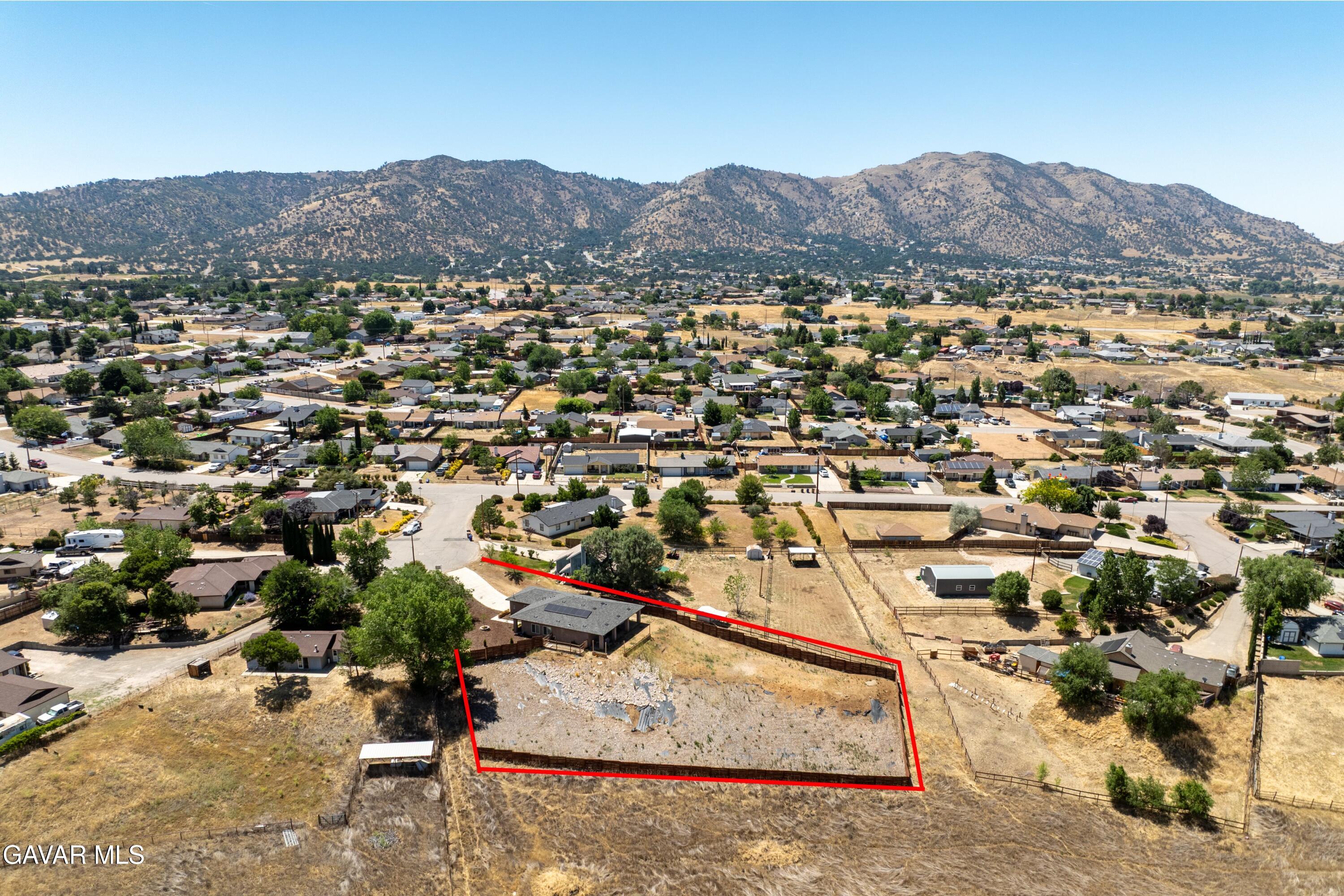 19801 Star Court Tehachapi, CA 93561 - Photo 25 of 28 22-DJI_0071-HDR-Edit