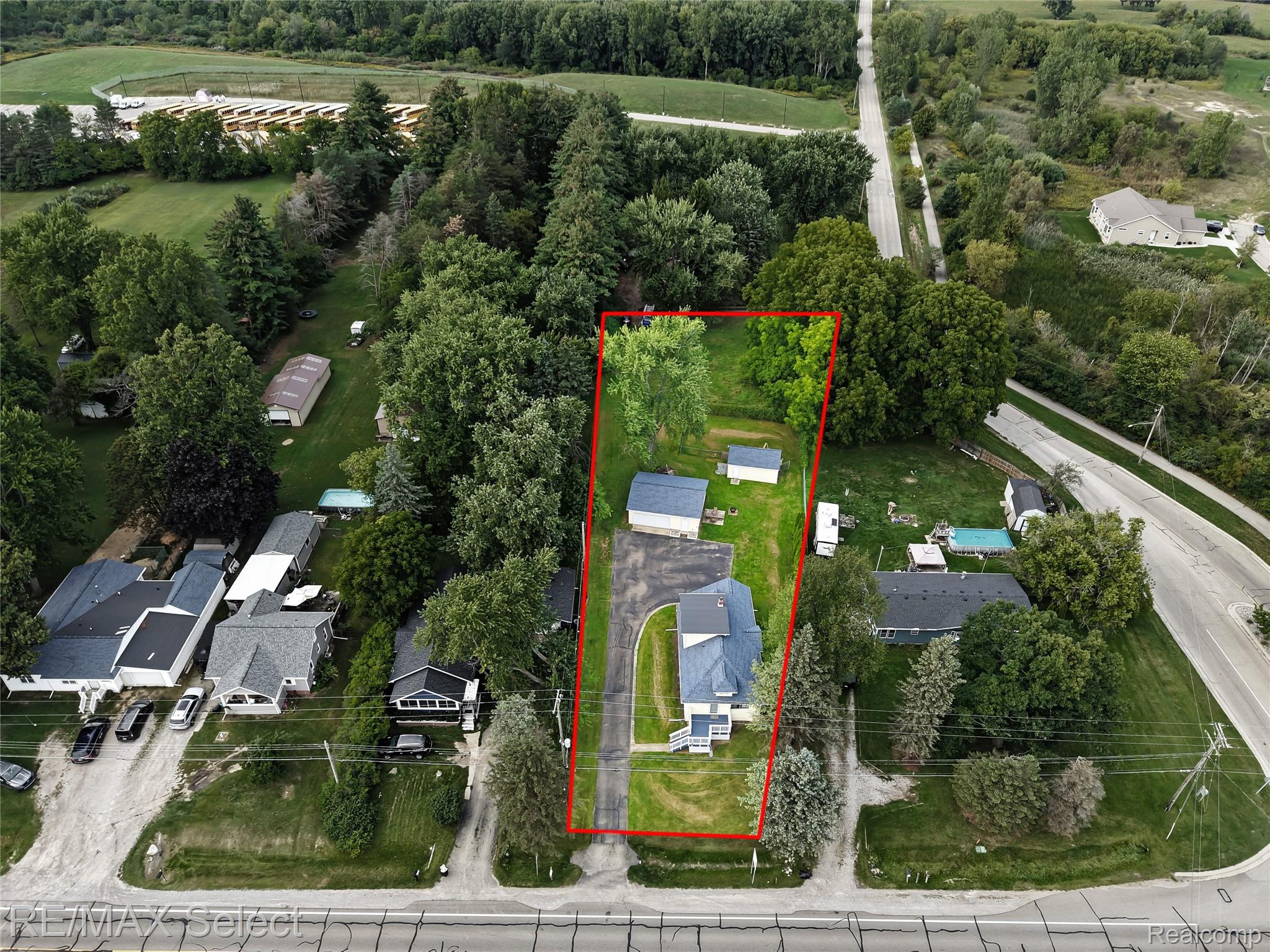 10267 Lapeer Road Davison, MI 48423 - Photo 13 of 41 10267 Lapeer Rd 20.jpg