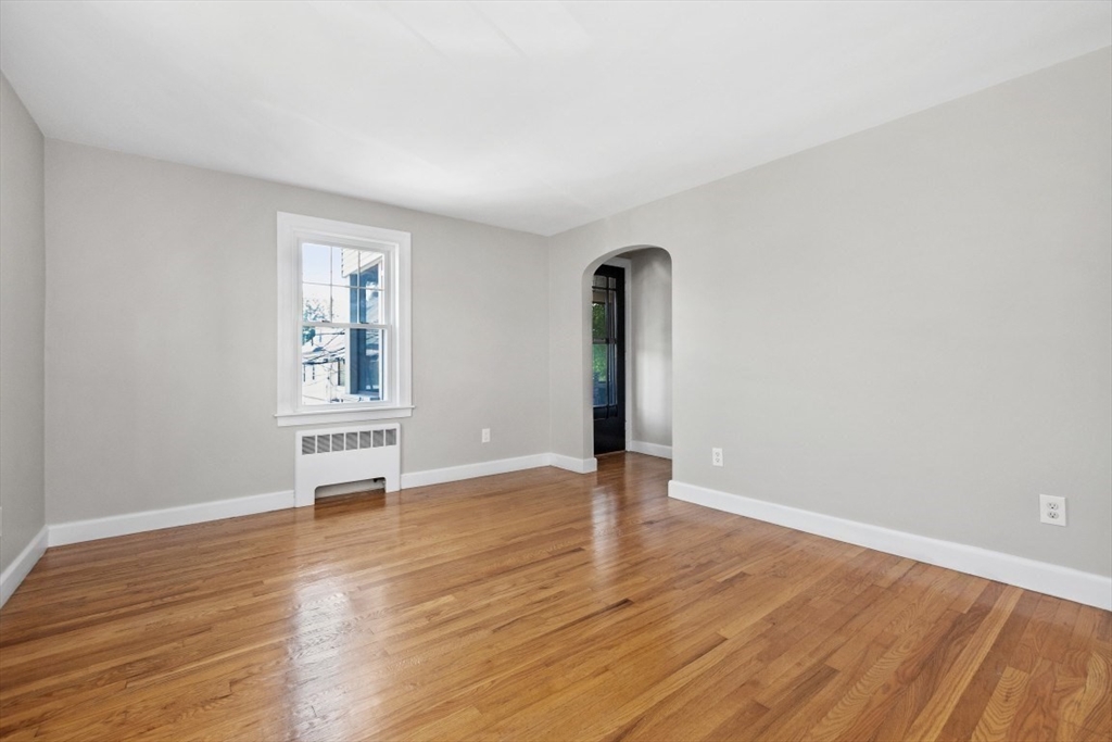 12-14 Elson Road Waltham, MA 02451 - Photo 11 of 35