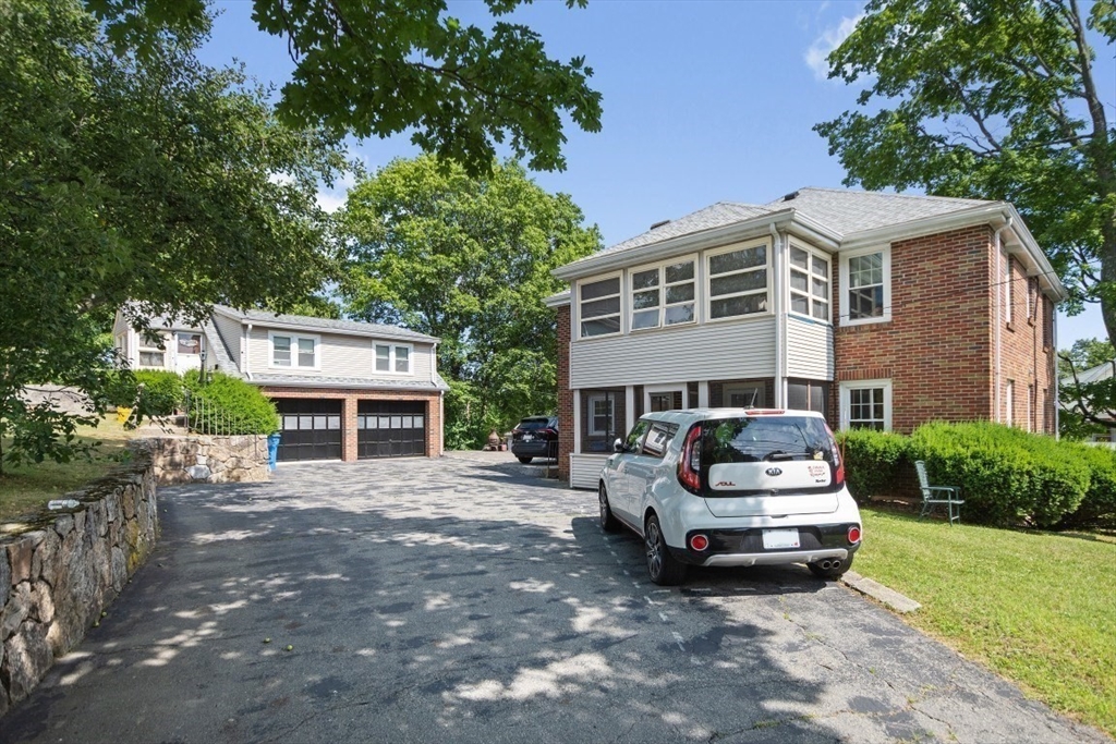 12-14 Elson Road Waltham, MA 02451 - Photo 3 of 35