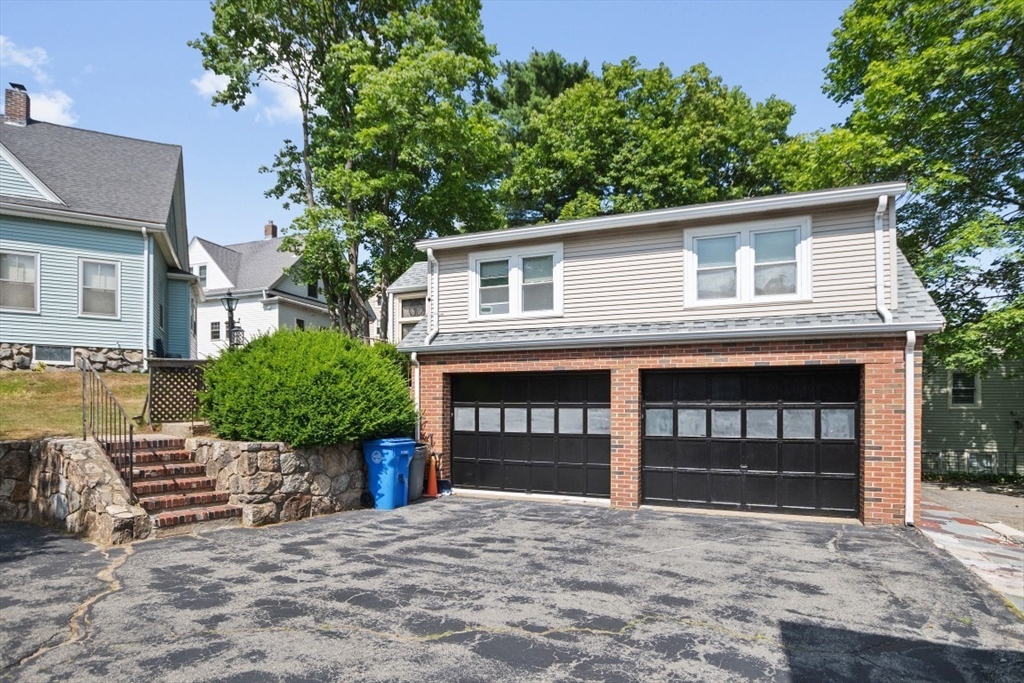 12-14 Elson Road Waltham, MA 02451 - Photo 4 of 35