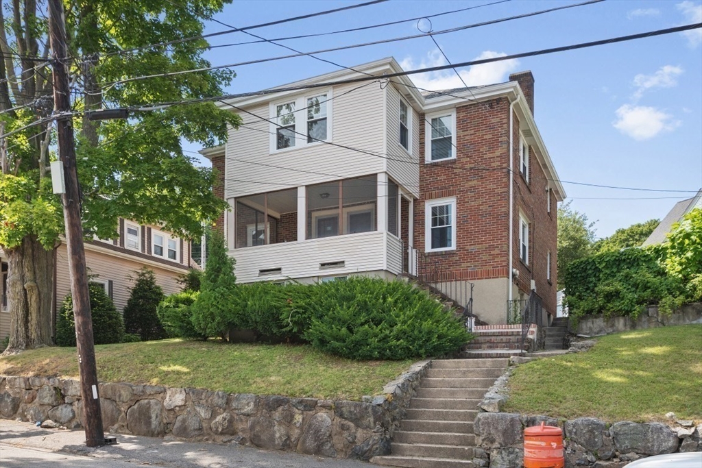 12-14 Elson Road Waltham, MA 02451 - Photo 5 of 35