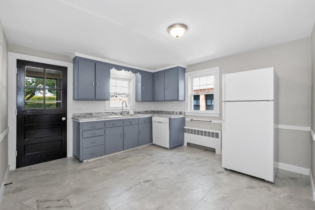 12-14 Elson Road Waltham, MA 02451 - Photo 9 of 35