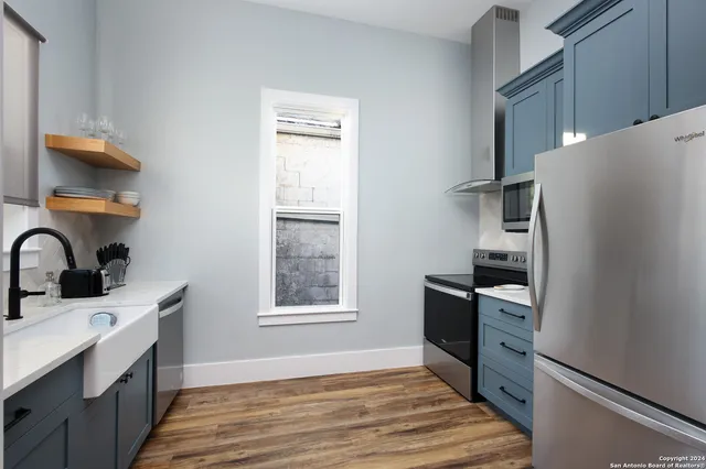 $2,000 | 910 Denver Boulevard, San Antonio, TX 78210