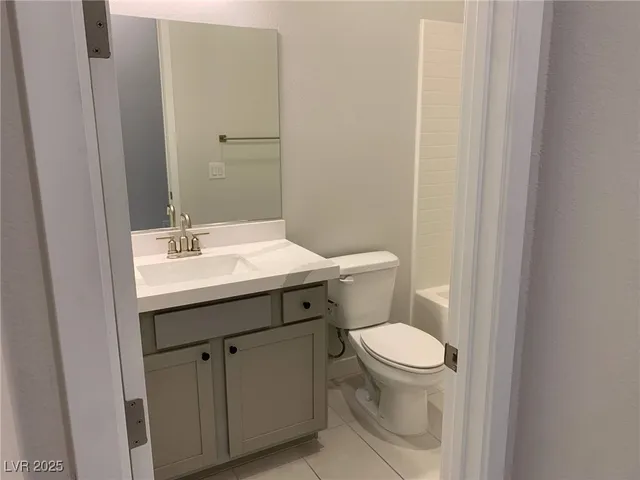 $2,250 | 819 Wilford Springs Street, Henderson, NV 89011