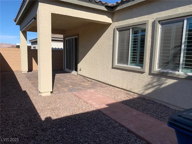 $2,250 | 819 Wilford Springs Street, Henderson, NV 89011