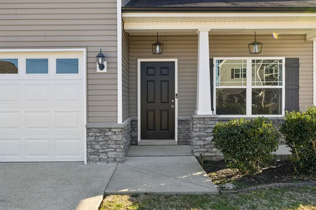 $434,900 | 2145 Longhunter Chase Drive, Spring Hill, TN 37174