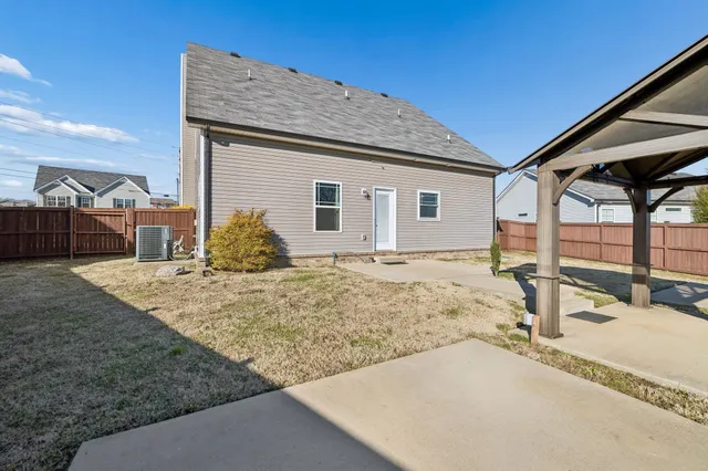 $434,900 | 2145 Longhunter Chase Drive, Spring Hill, TN 37174