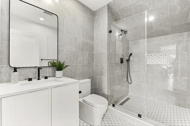 $3,250,000 | 190 Brookline Street, Needham, MA 02492