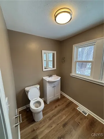 $165,000 | 172 Parkway Drive, Syracuse, NY 13207