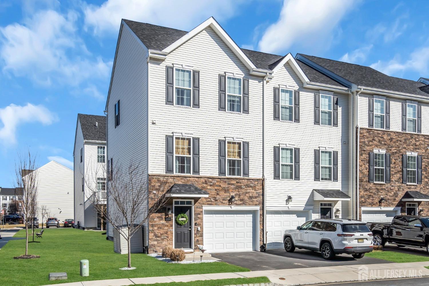 101 Revival Road Brick, NJ 08723 - Photo 3 of 55