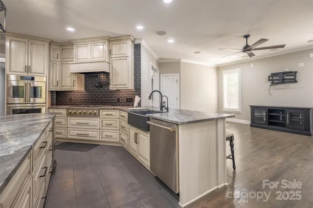 a blue bench sitting in front of a house