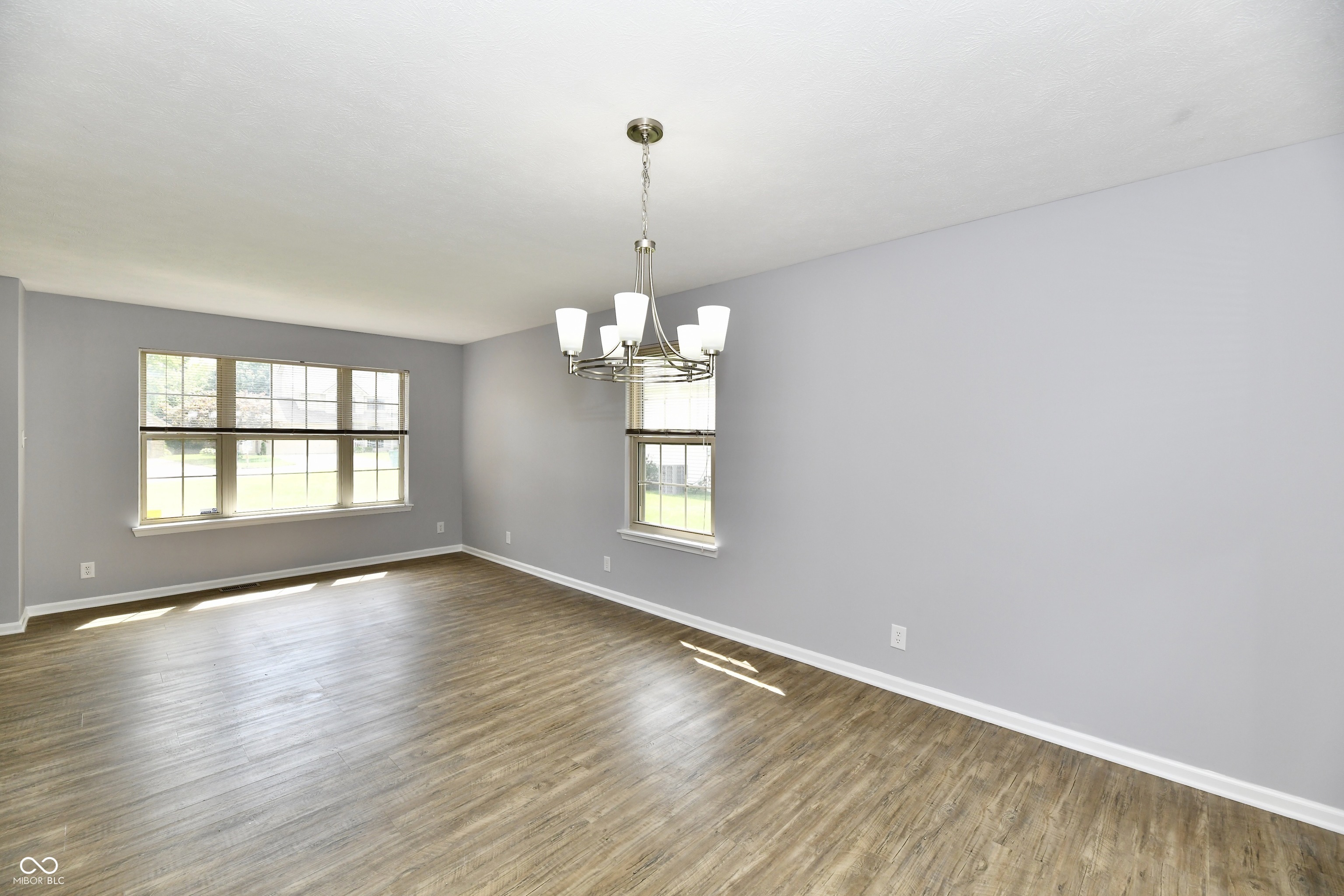 7920 Pine Lake Road Indianapolis, IN 46268 - Photo 15 of 65