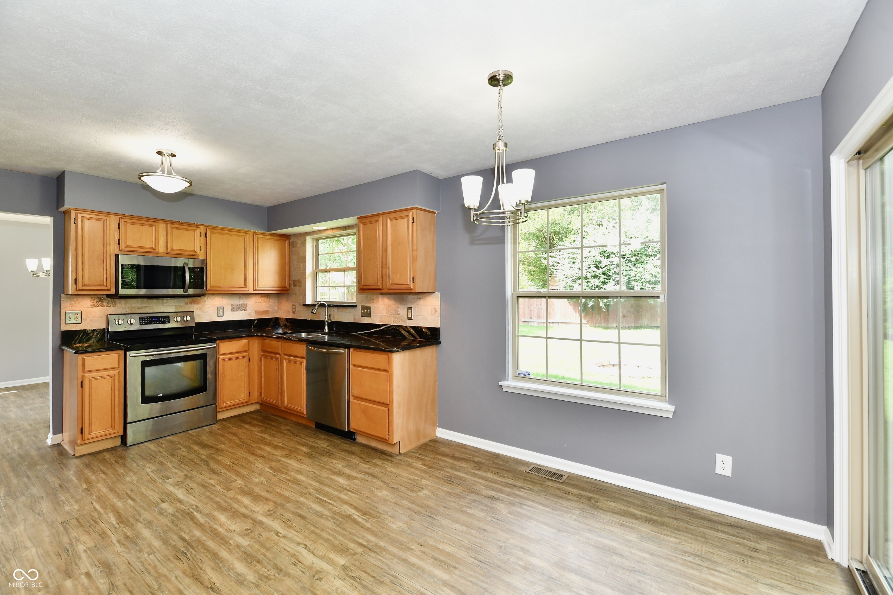 7920 Pine Lake Road Indianapolis, IN 46268 - Photo 18 of 65