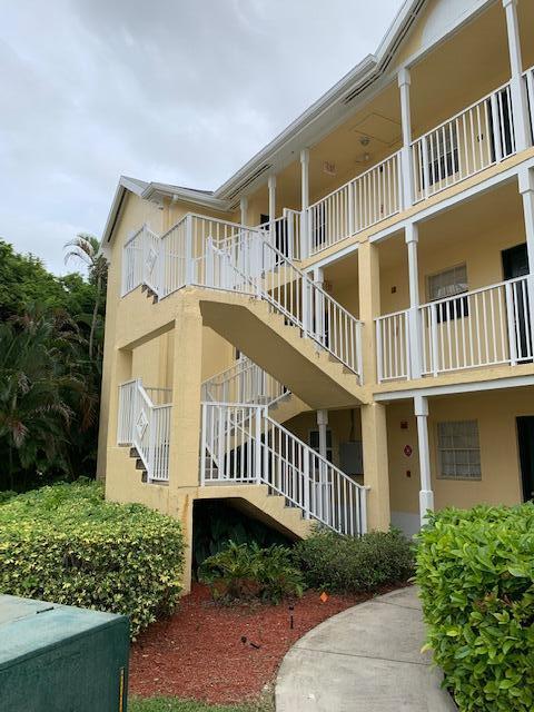 6332 La Costa Drive, Unit J Boca Raton, FL 33433 - Photo 1 of 18 IMG_3389