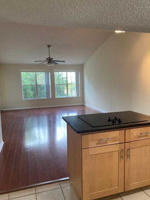 6332 La Costa Drive, Unit J Boca Raton, FL 33433 - Photo 8 of 18 IMG_7238
