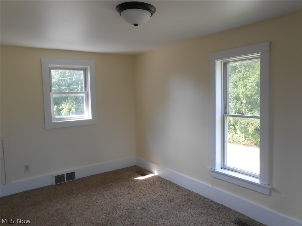 15593 Franchester Road Burbank, OH 44214 - Photo 15 of 23 Gallery Image 15