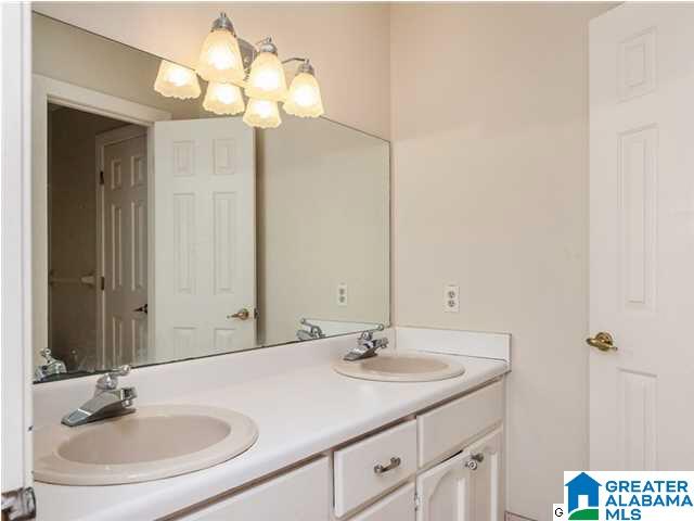 2801 Overton Road Mountain Brook, AL 35223 - Photo 26 of 32