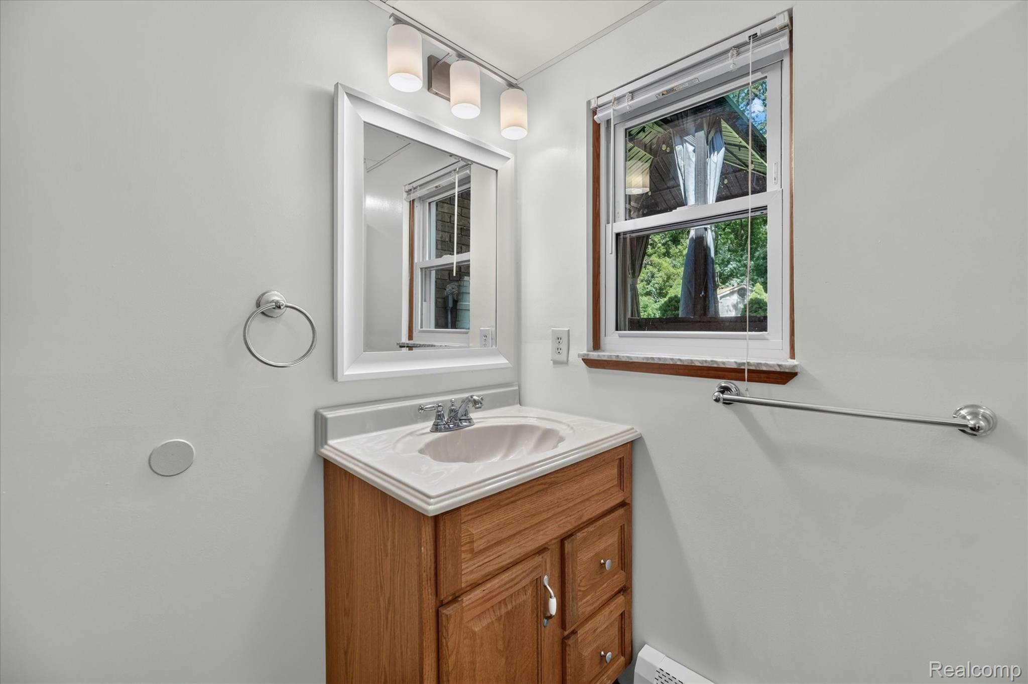 423 Sunset Street White Lake, MI 48383 - Photo 40 of 65 40-423-Sunset-St-Windowstill.jpg