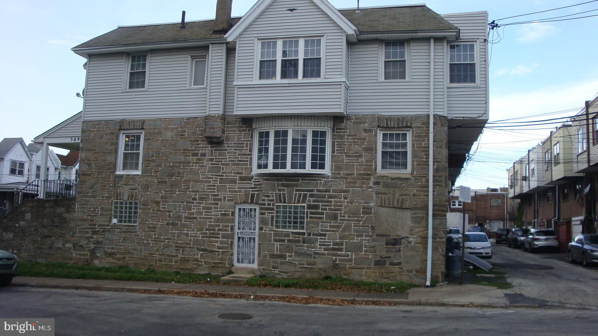 369 Wembly Road Upper Darby, PA 19082 - Photo 1 of 21