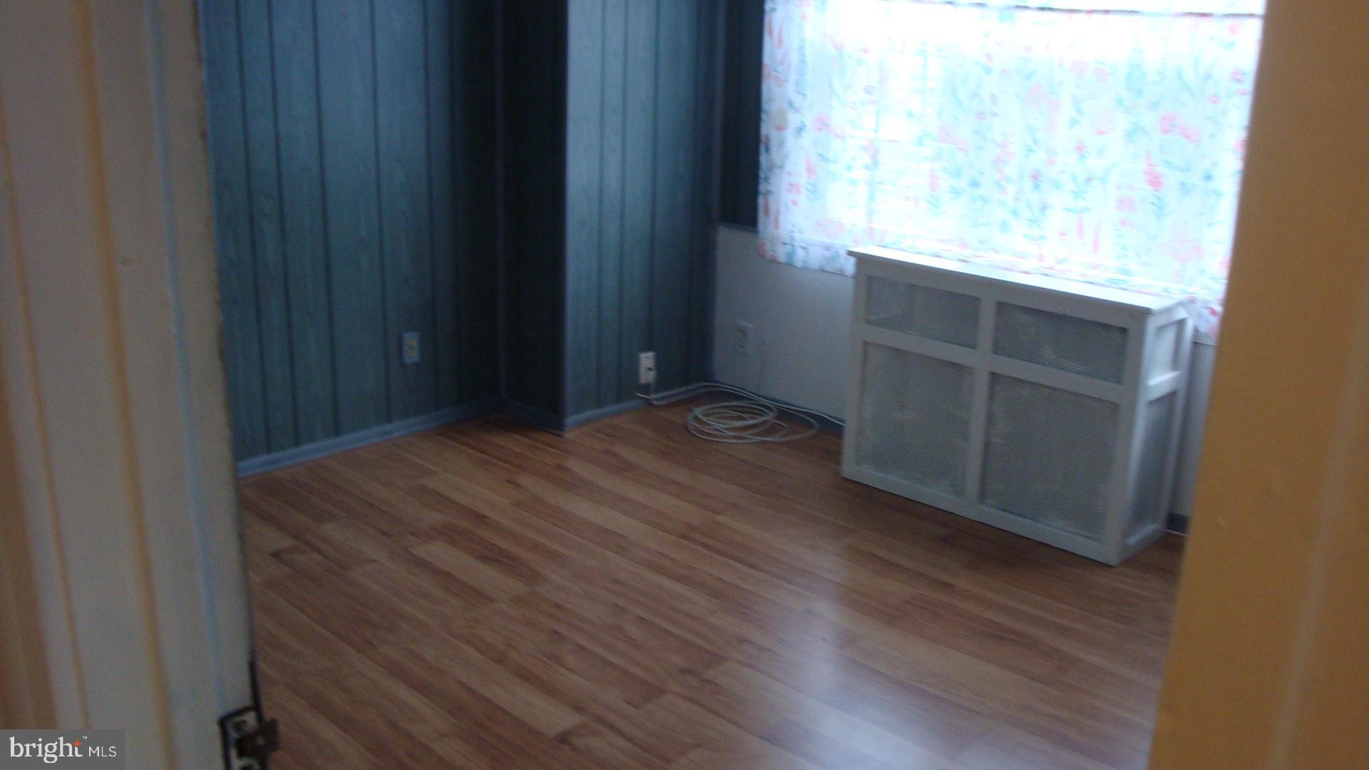 369 Wembly Road Upper Darby, PA 19082 - Photo 12 of 21