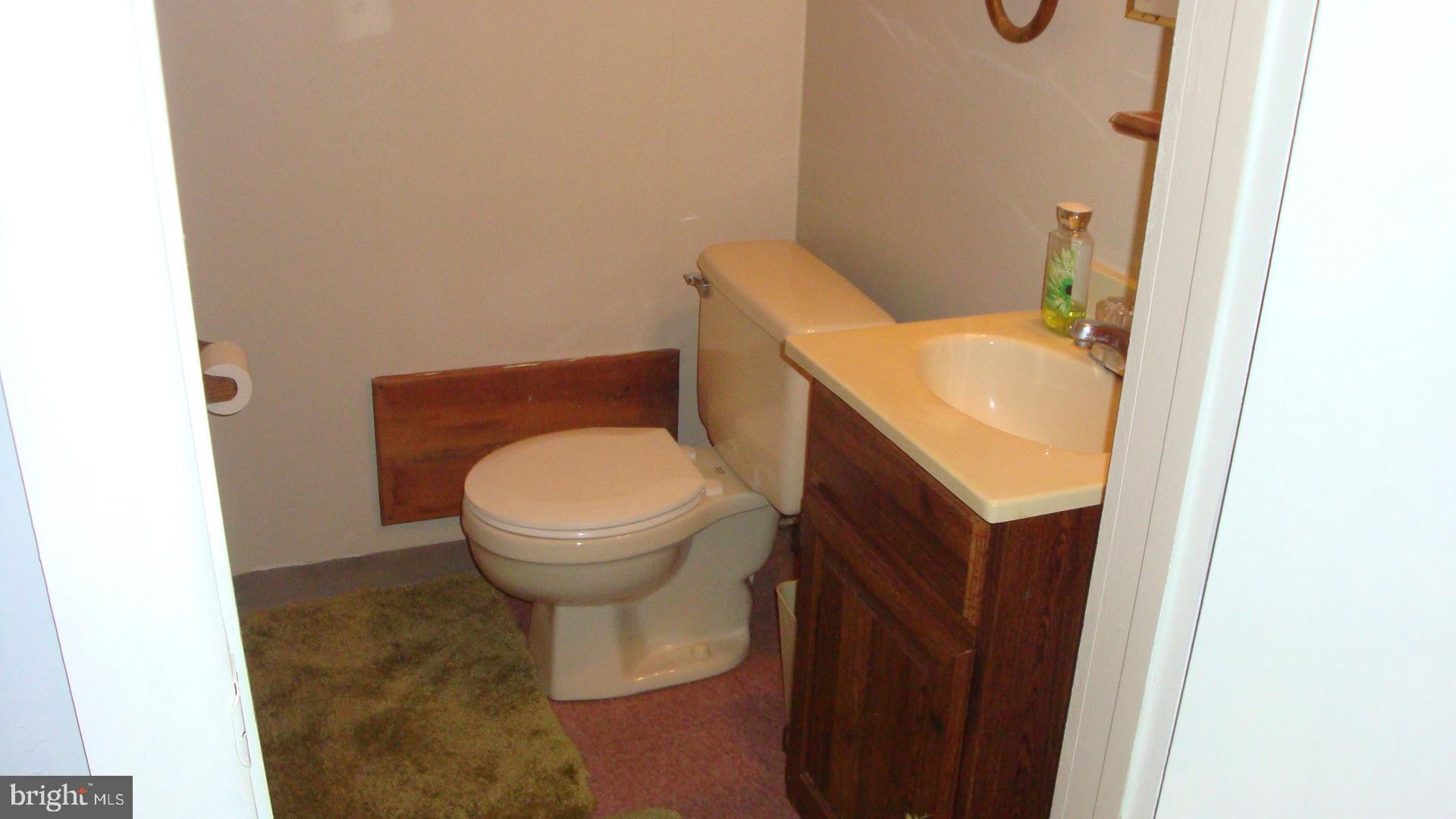 369 Wembly Road Upper Darby, PA 19082 - Photo 20 of 21