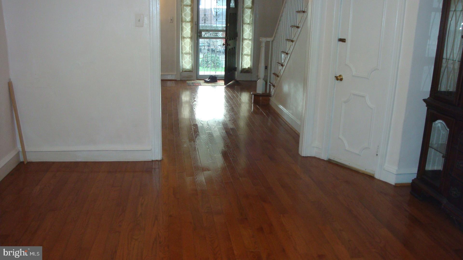 369 Wembly Road Upper Darby, PA 19082 - Photo 6 of 21