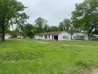 $7,000 | 142 North 15th Street, Fredonia, KS 66736
