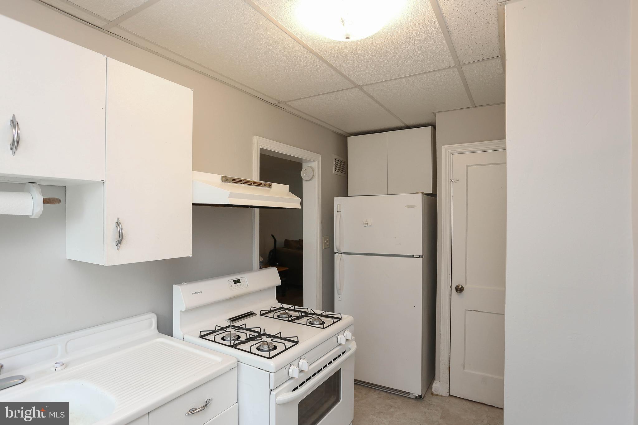 208 West Riverview Road Brooklyn, MD 21225 - Photo 10 of 27
