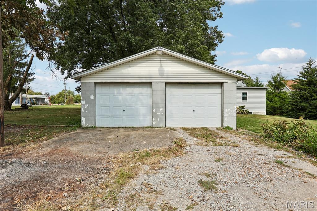 404 East 2nd S Street Mount Olive, IL 62069 - Photo 19 of 21 Gallery Image 19