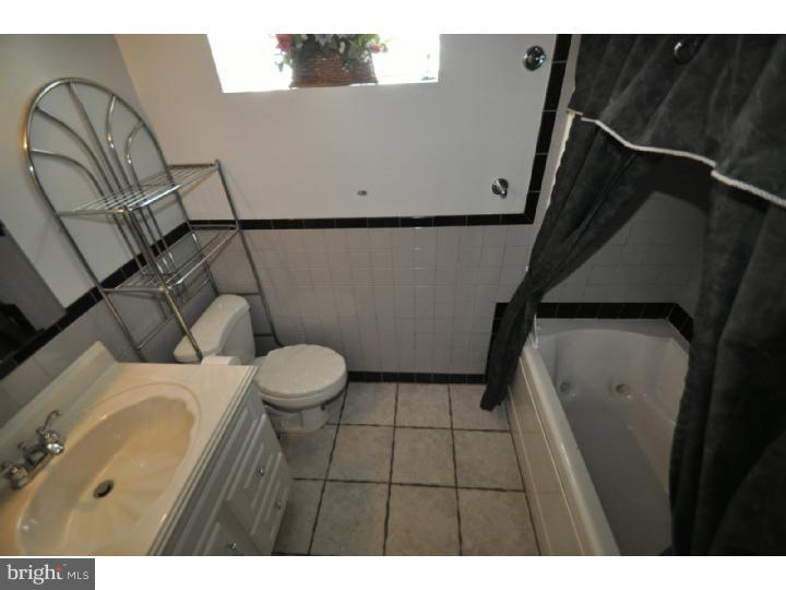 716 Hill Road Philadelphia, PA 19128 - Photo 9 of 17 Gallery Image 9