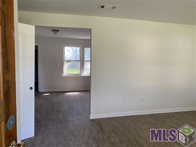 11502 Nimitz Street Baton Rouge, LA 70811 - Photo 4 of 20